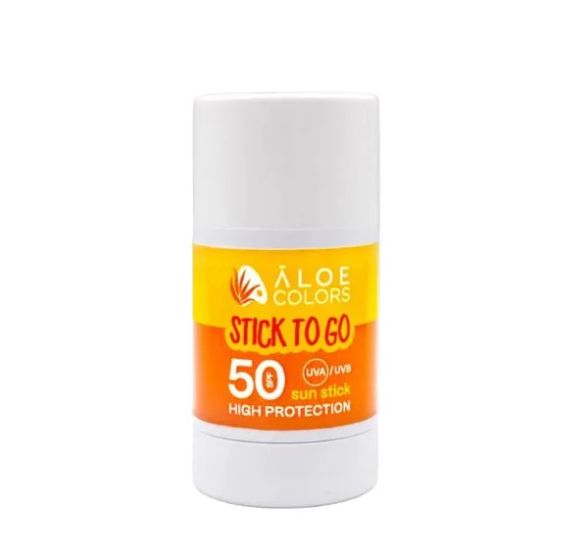 Aloe+ Colors Sun Stick To Go SPF50 High Protection 30gr - πρακτική μορφή stick κάνει την αντηλιακή προστασία πιο εύκολη