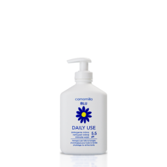 M&D Pharmacy Camomilla Blue Daily Use ph 5.5 300ml - Καθαριστικό ευαίσθητης περιοχής καθημερινής χρήσης